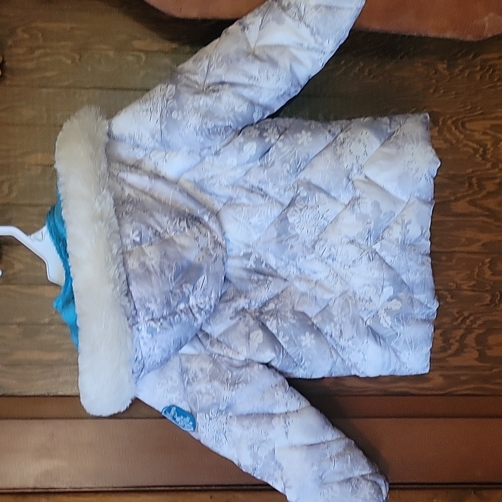 Winter coat - Picture 2 of 2